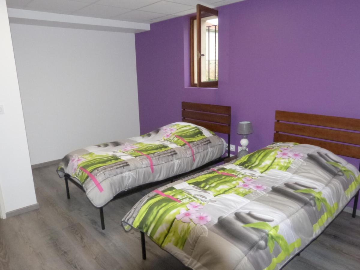 Logement Spacieux Rez-De-Chaussee, Jardin, Stationnement Devant, A 5 Minutes A Pied Du Centre De Sarlatヴィラ エクステリア 写真